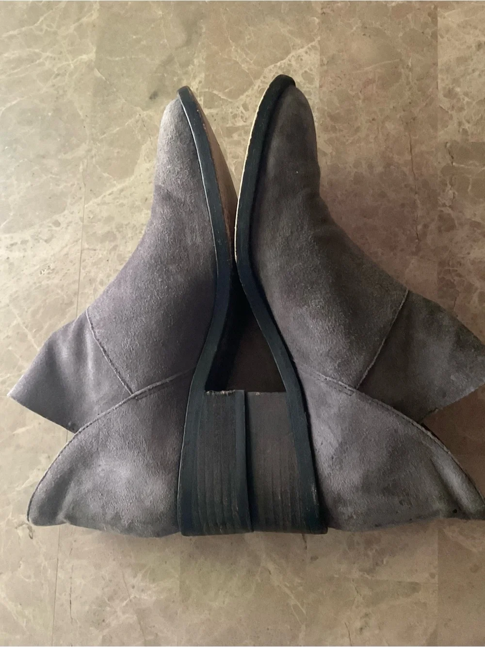 Eileen Fisher Grey Graphite Leaf Suede Ankle Boots Sz 7 Vero cuccio